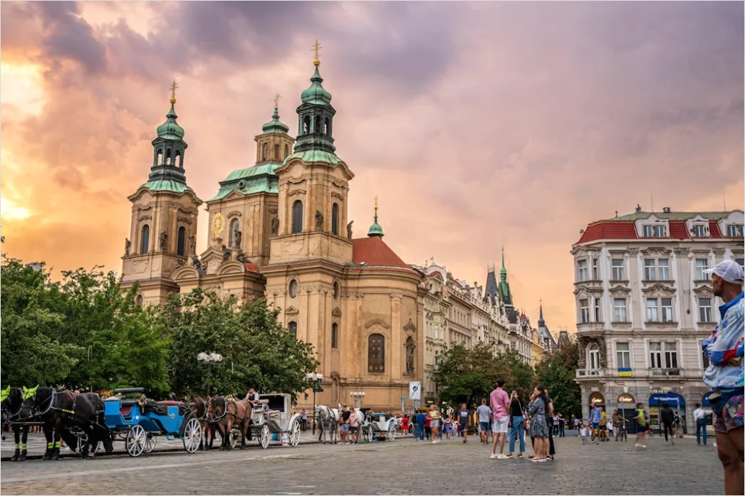 Detail Prague Old Town Square Sunrise Number 7