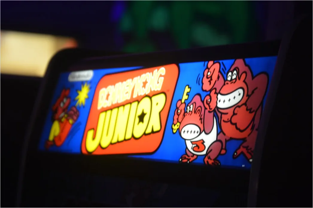 Detail Retro Arcade Poster Design Number 11