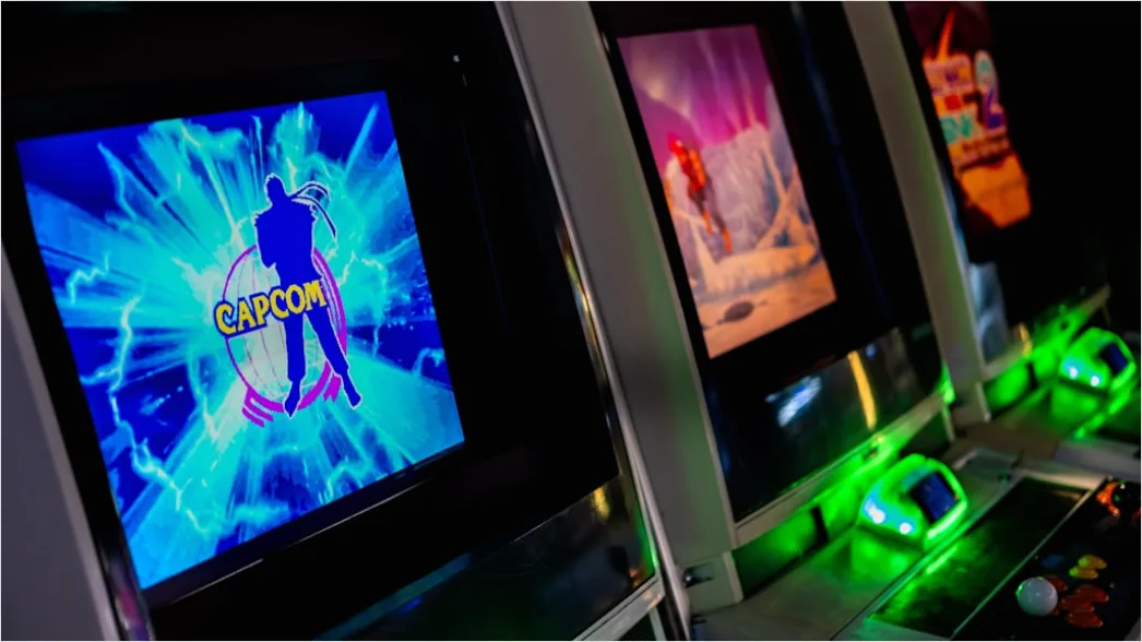 Detail Retro Arcade Poster Design Number 20