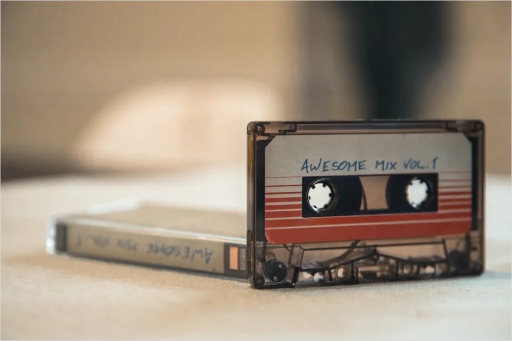 Detail Retro Cassette Tape Illustration Number 19