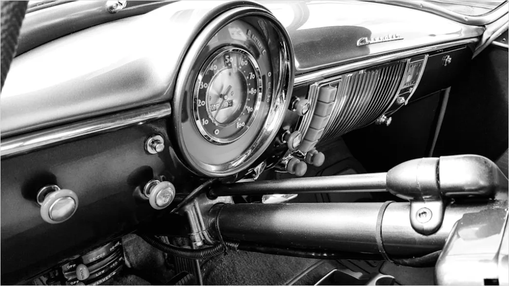 Detail Retro Classic Car Illustration Number 15