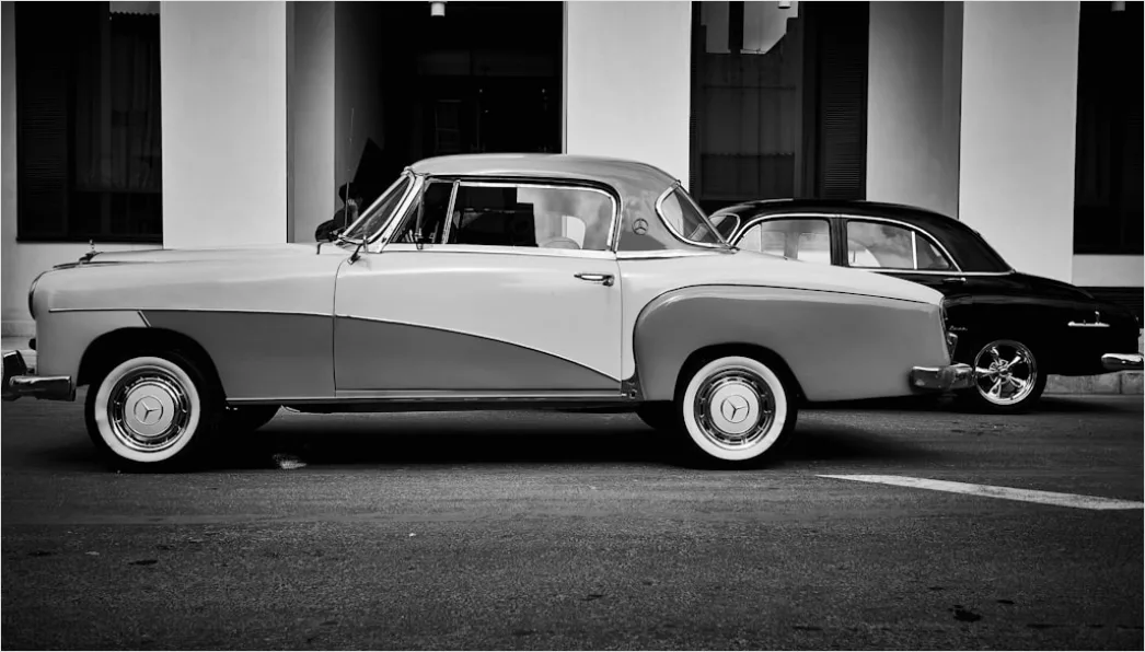 Detail Retro Classic Car Illustration Number 16