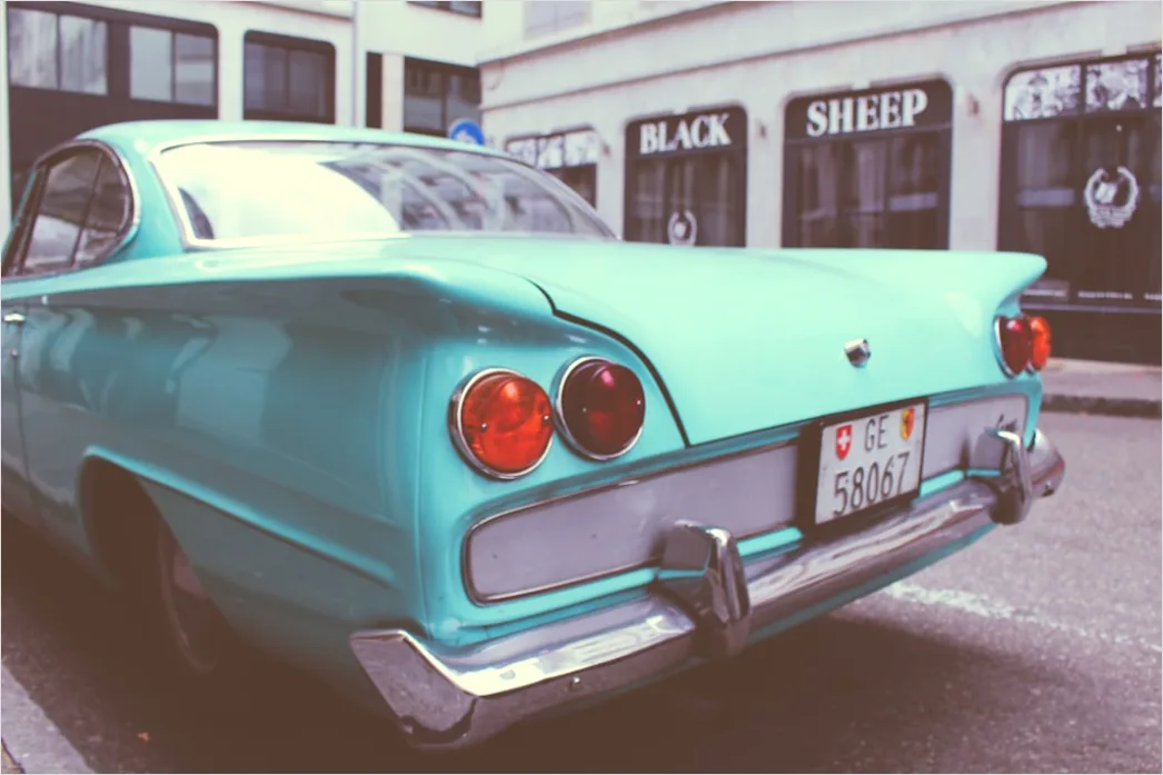 Detail Retro Classic Car Illustration Number 17