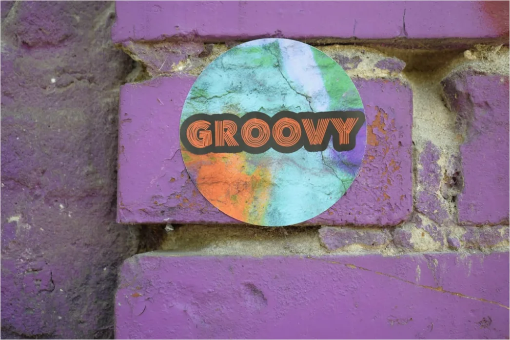 Detail Retro Groovy Font Poster Number 4