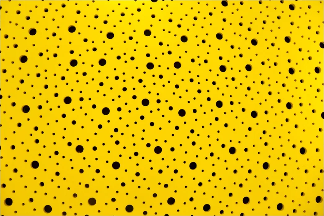 Detail Retro Halftone Dot Texture Number 10