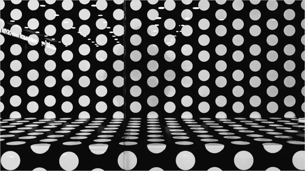 Detail Retro Polka Dot Pattern Seamless Number 8