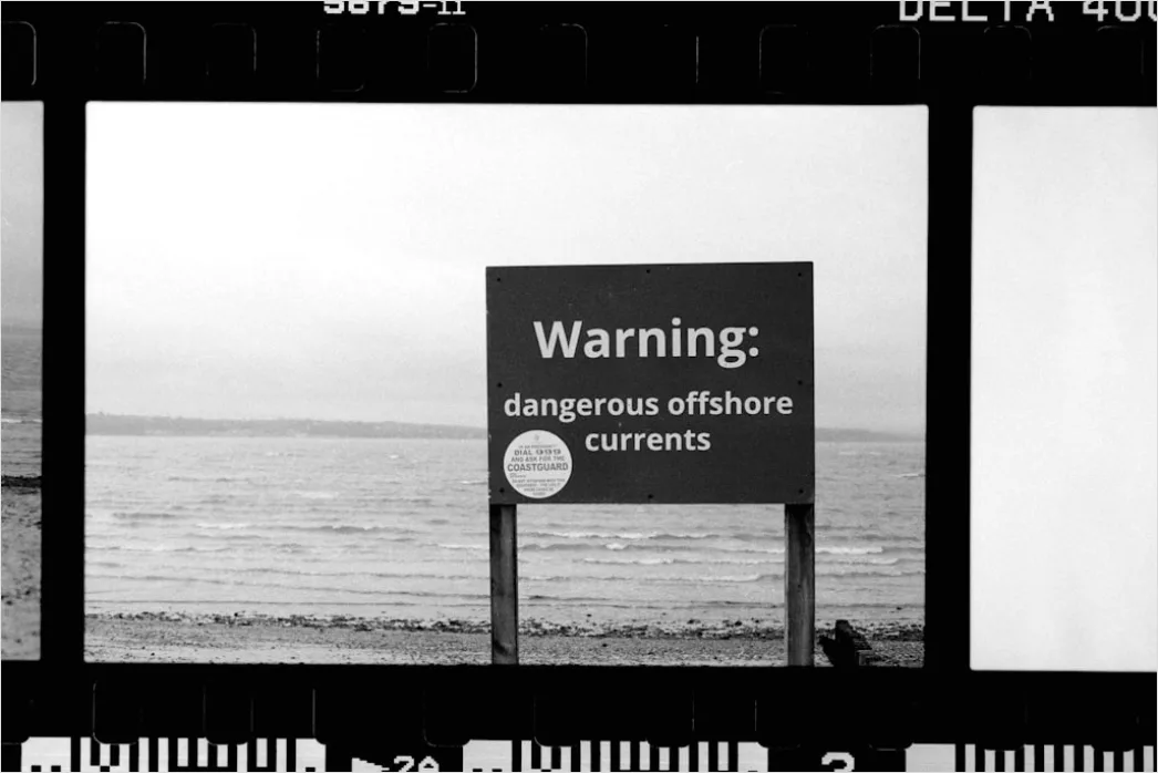 Detail Severe Weather Warning Sign Close Up Number 3