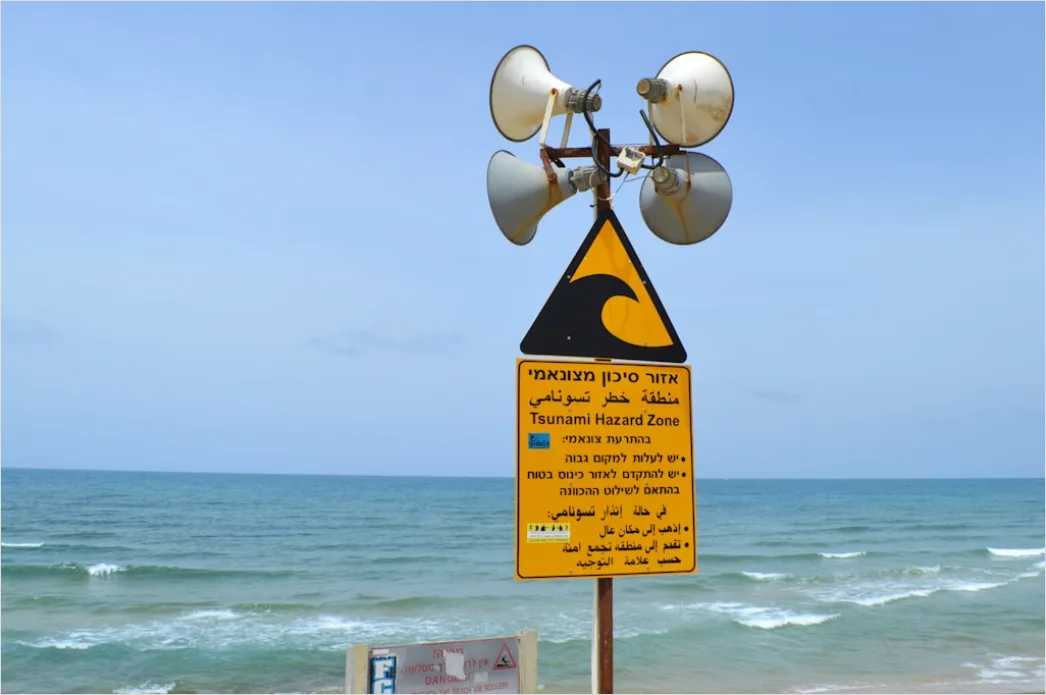 Detail Severe Weather Warning Sign Close Up Number 4