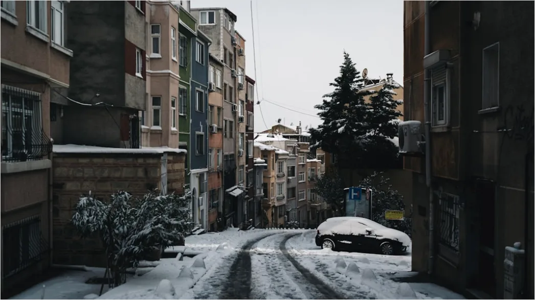 Detail Snowy City Street Quiet Morning Number 17