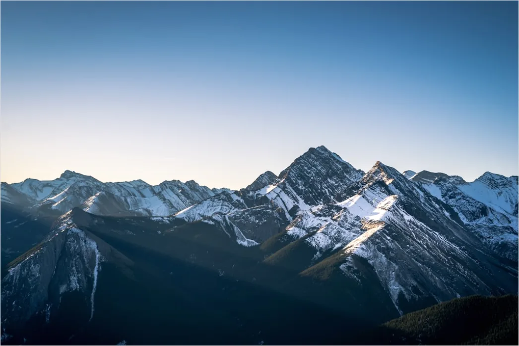 Detail Snowy Mountain Peak Sunrise View Number 10