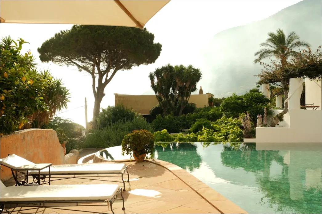 Detail Spa Resort Relaxation Poolside Scene Number 15