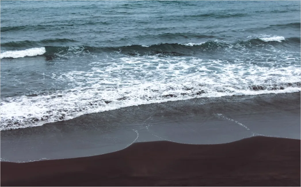 Detail Strong Wind Ocean Waves Whitecaps Number 15