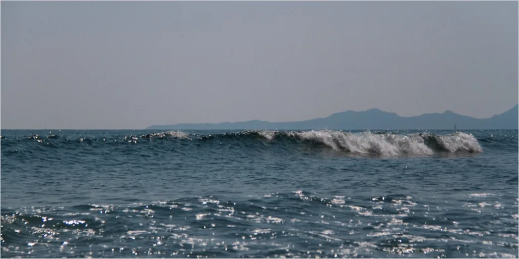 Detail Strong Wind Ocean Waves Whitecaps Number 7