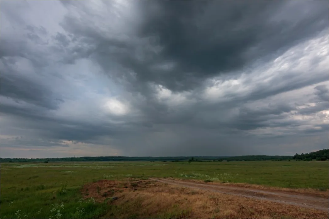 Detail Summer Thunderstorm Dramatic Sky Field Number 10