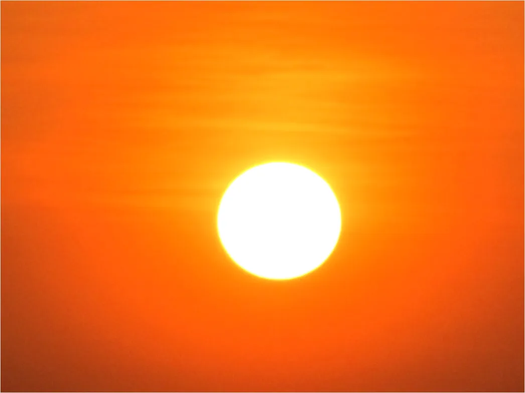 Detail Sun Beating Down Heat Concept Number 13