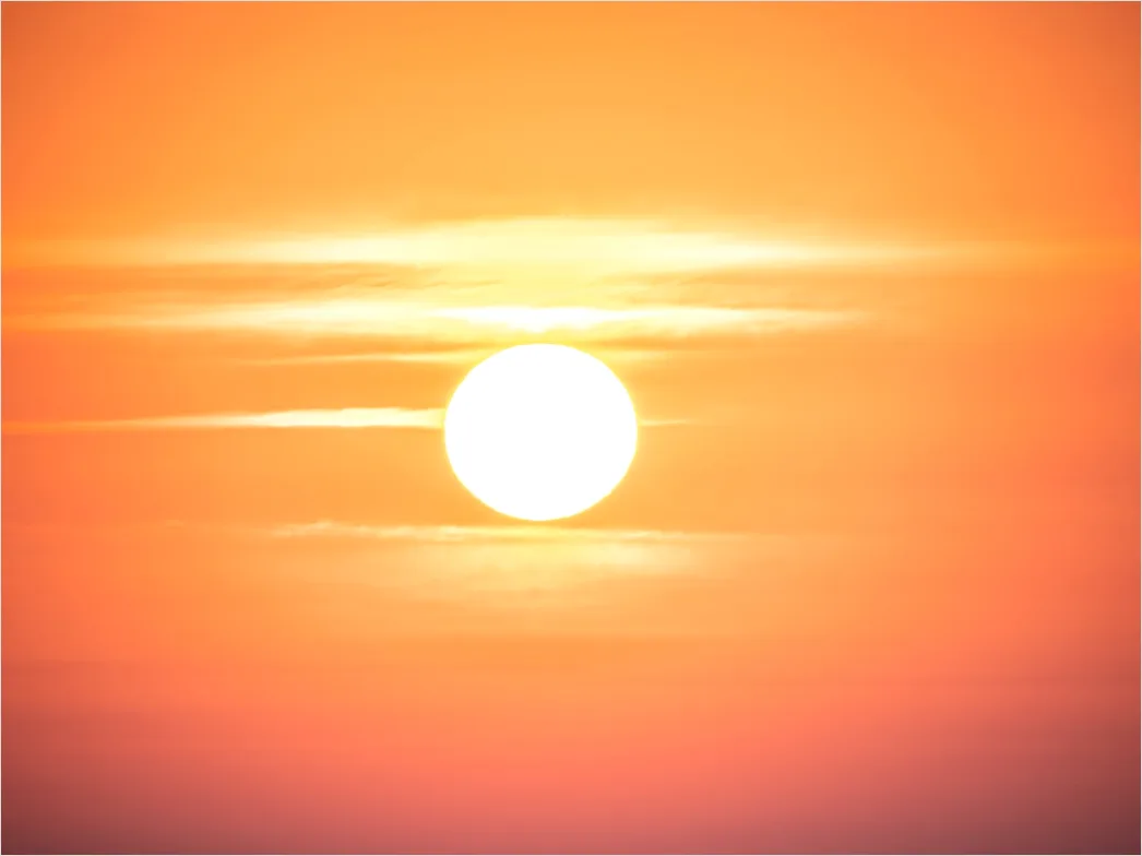 Detail Sun Beating Down Heat Concept Number 15