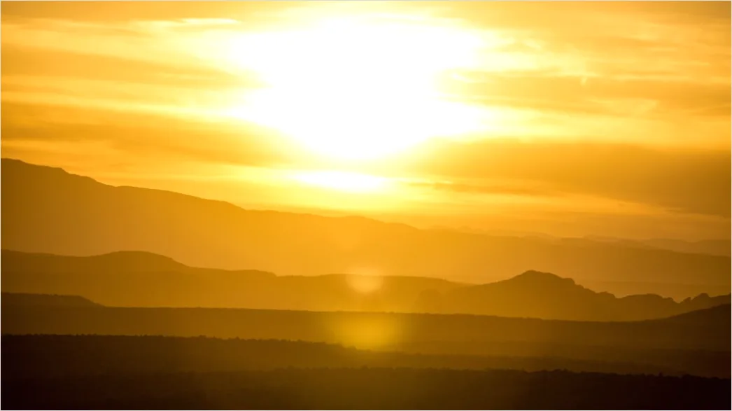 Detail Sun Beating Down Heat Concept Number 6