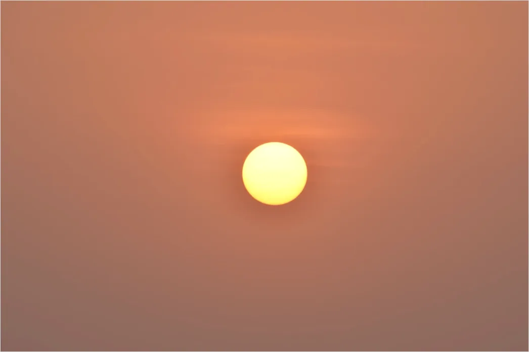 Detail Sun Beating Down Heat Concept Number 8