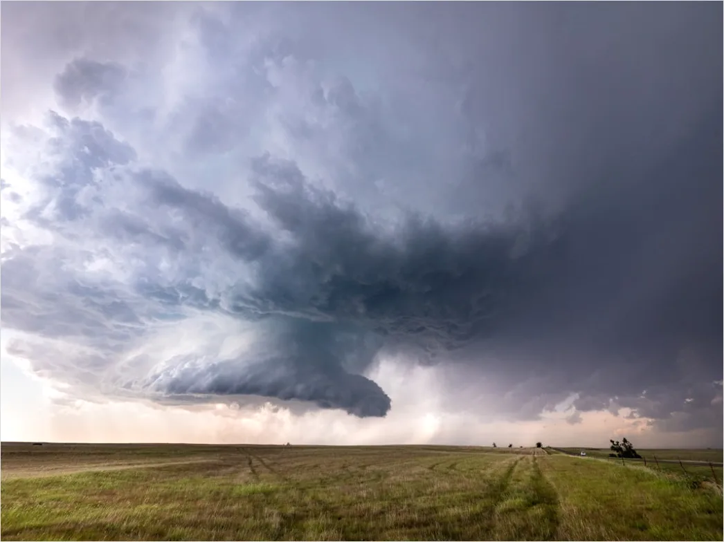 Supercell Thunderstorm Rotating Cloud Base 3b35