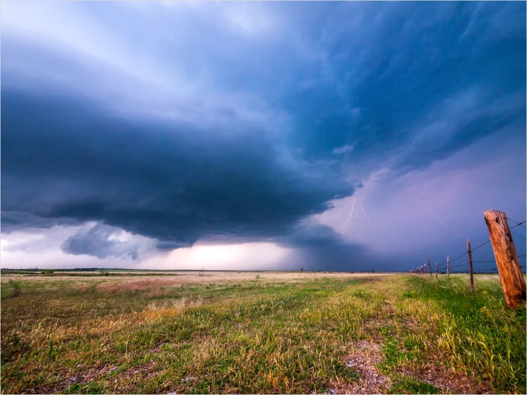 Detail Supercell Thunderstorm Rotating Cloud Base Number 20