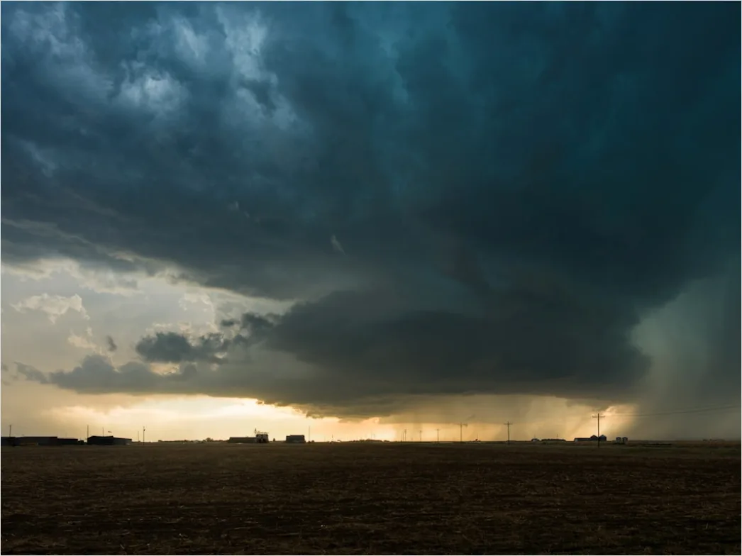 Detail Supercell Thunderstorm Rotating Cloud Base Number 9