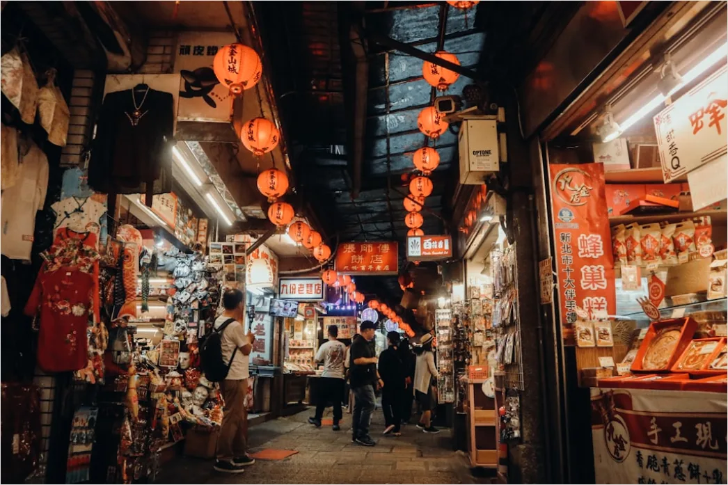 Detail Taipei Night Market Street Scene Number 2