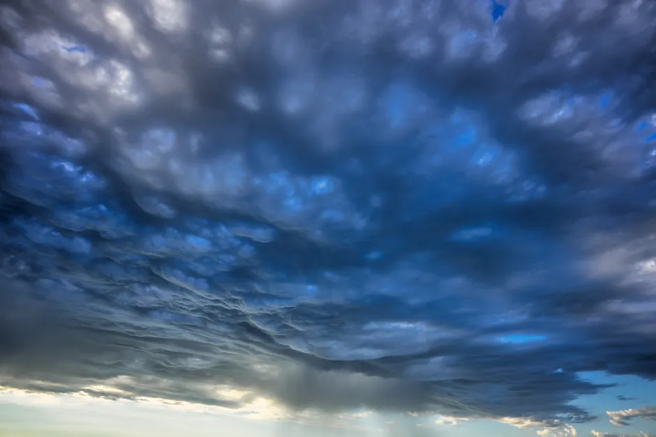 Detail Thunderstorm Approaching Dark Cloud Wall Number 11