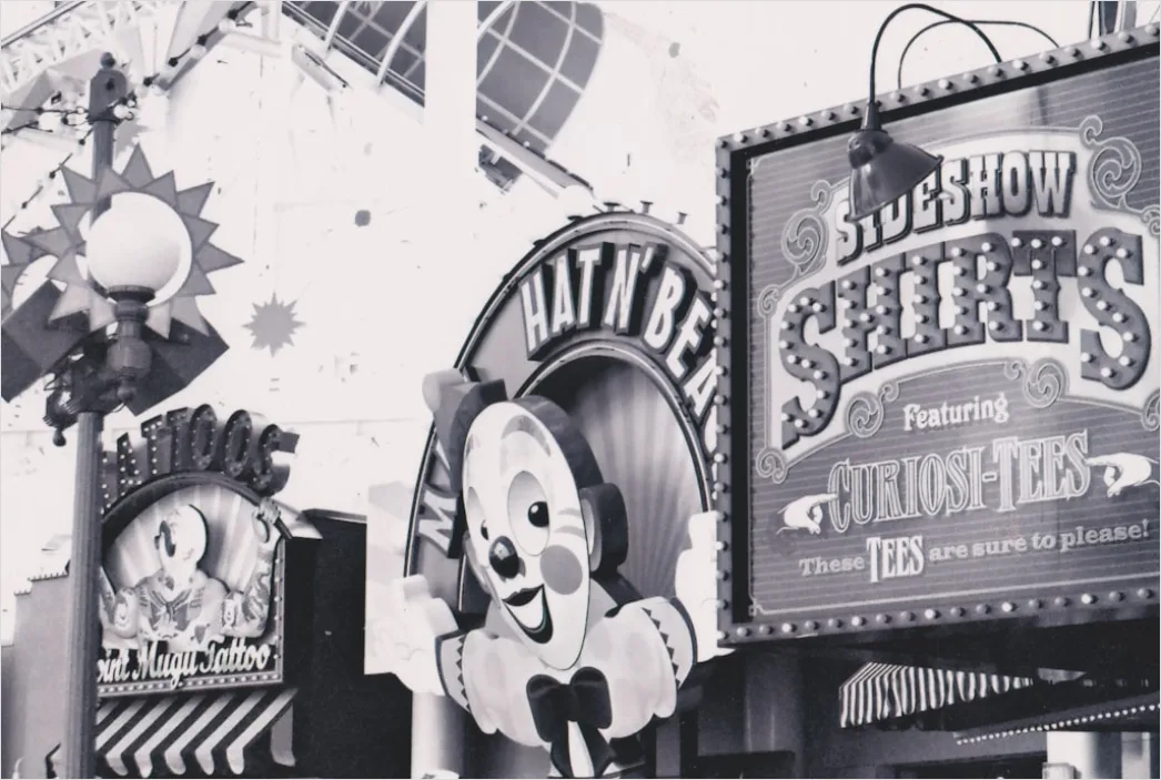 Detail Vintage Carnival Poster Design Number 15