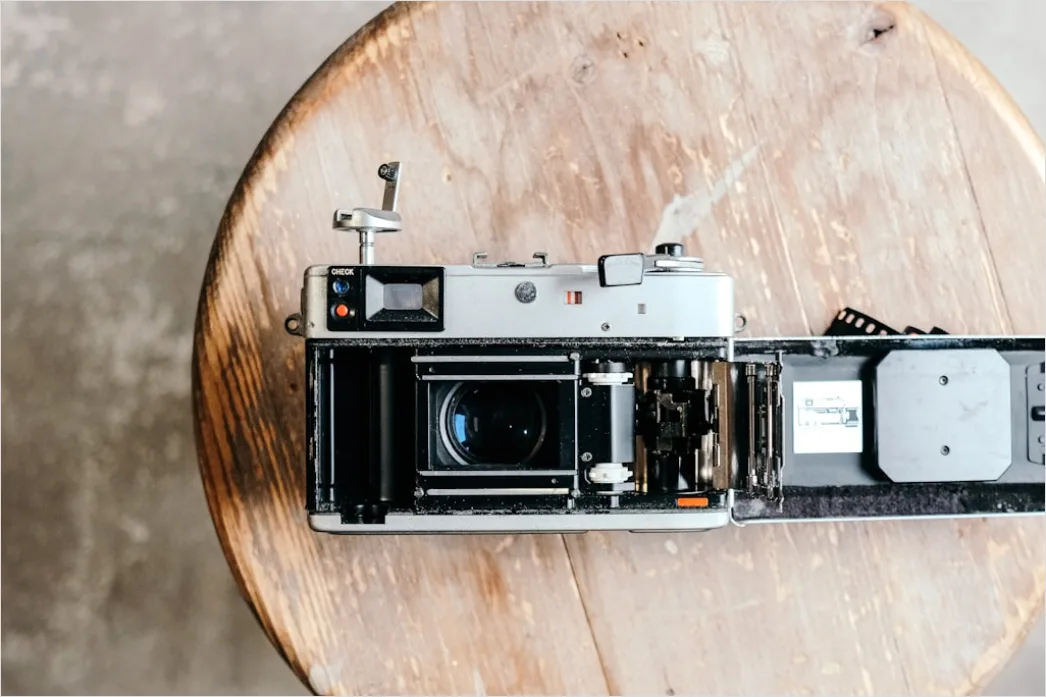 Detail Vintage Film Camera Flat Lay Number 12