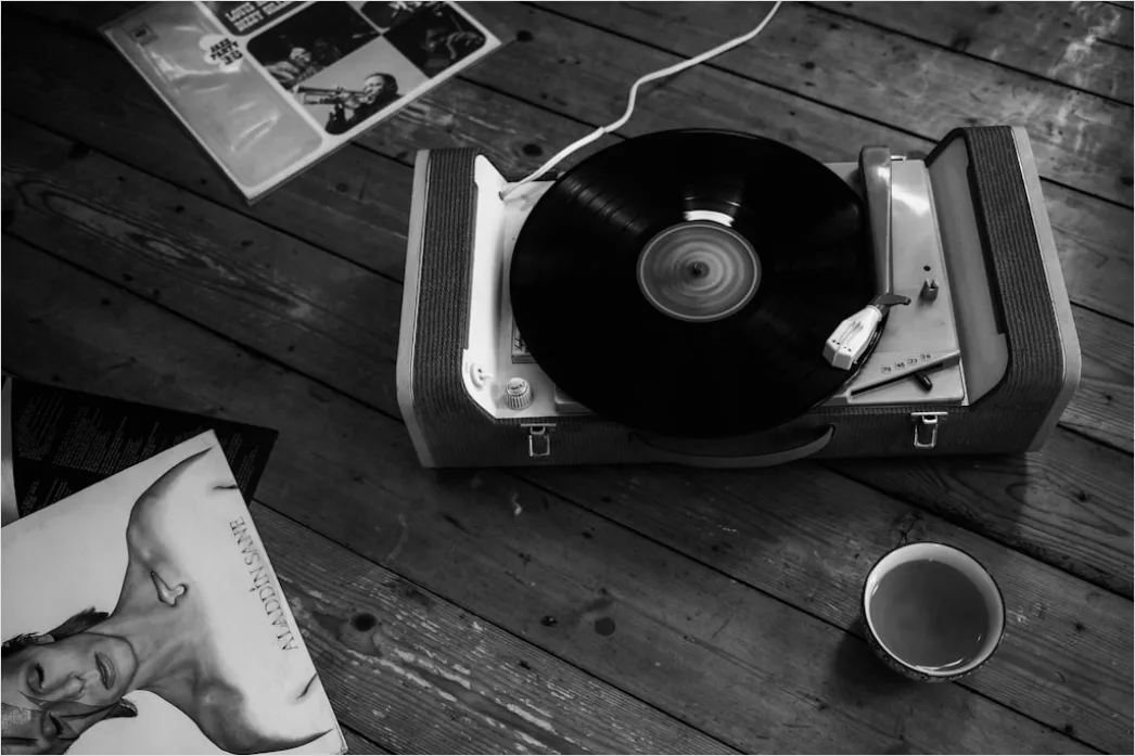 Detail Vintage Record Player Aesthetic Number 7